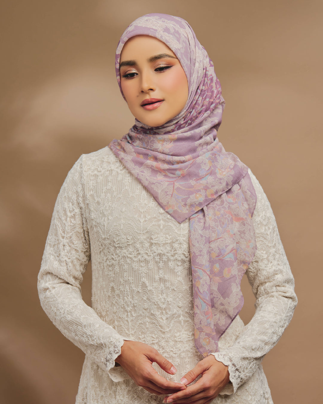 AZ CAMELLIA SWEET WISTERIA