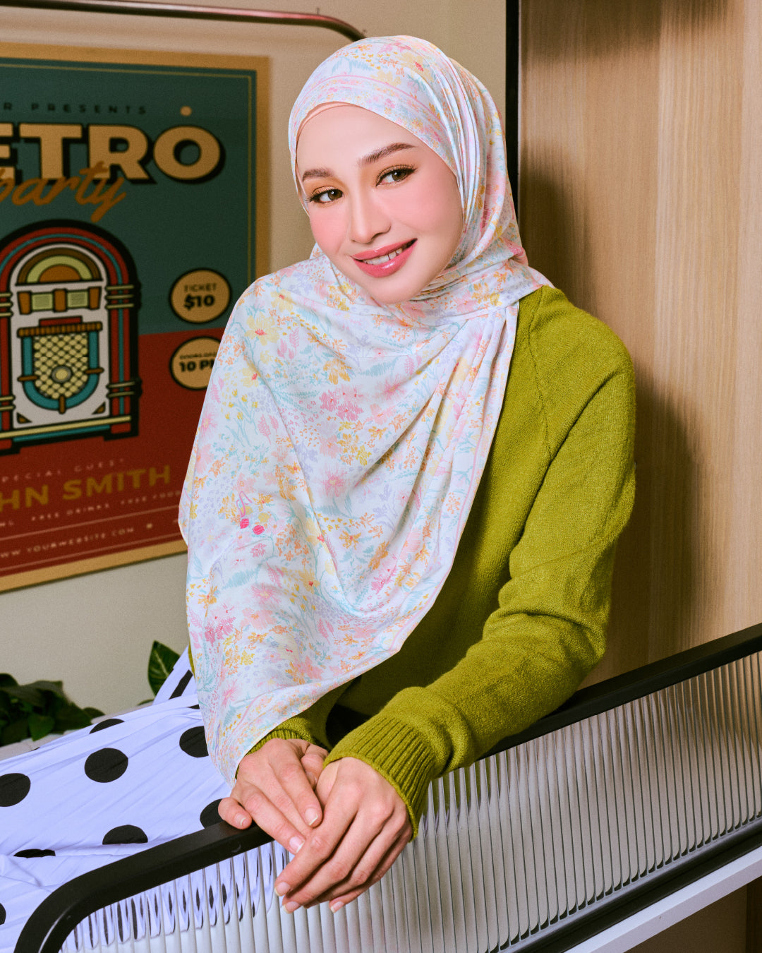 AZ GIRL CRUSH SHAWL LUSTY