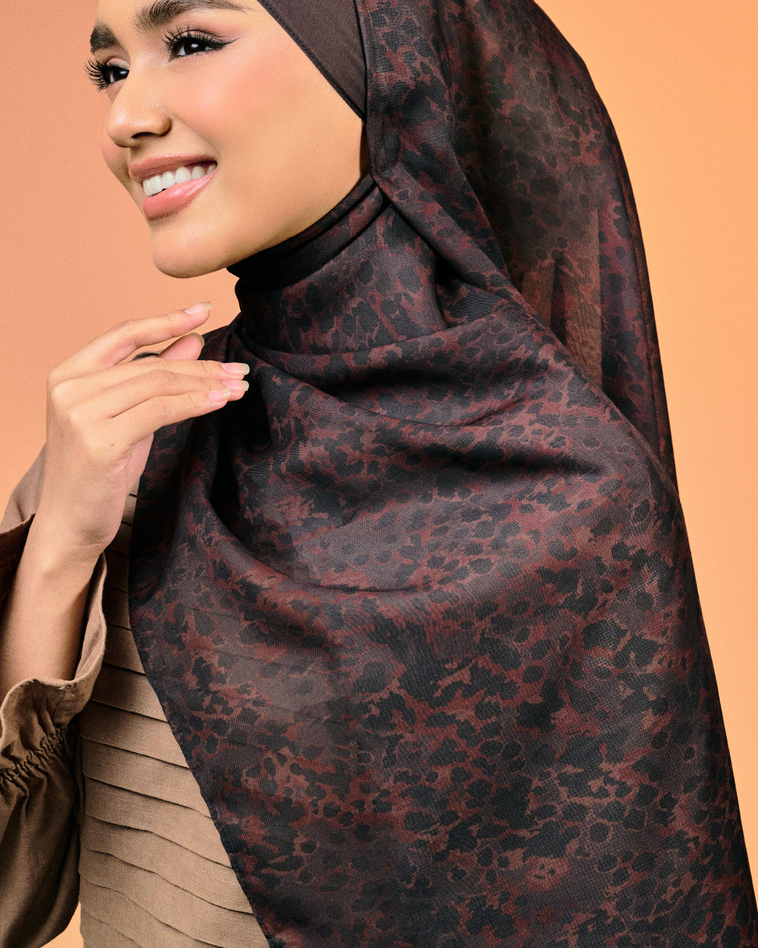 AZ NALA SHAWL BLACKBERRY