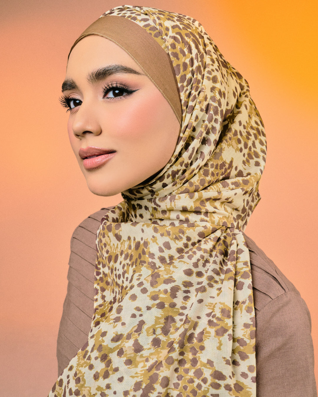 AZ NALA SHAWL OAKMOSS TYME