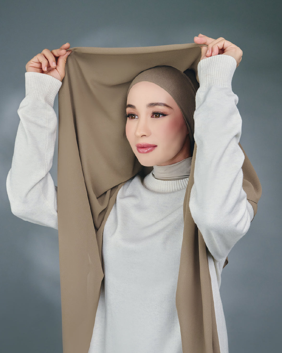 AZ DARIYA INSTANT SQUARE SCARLET