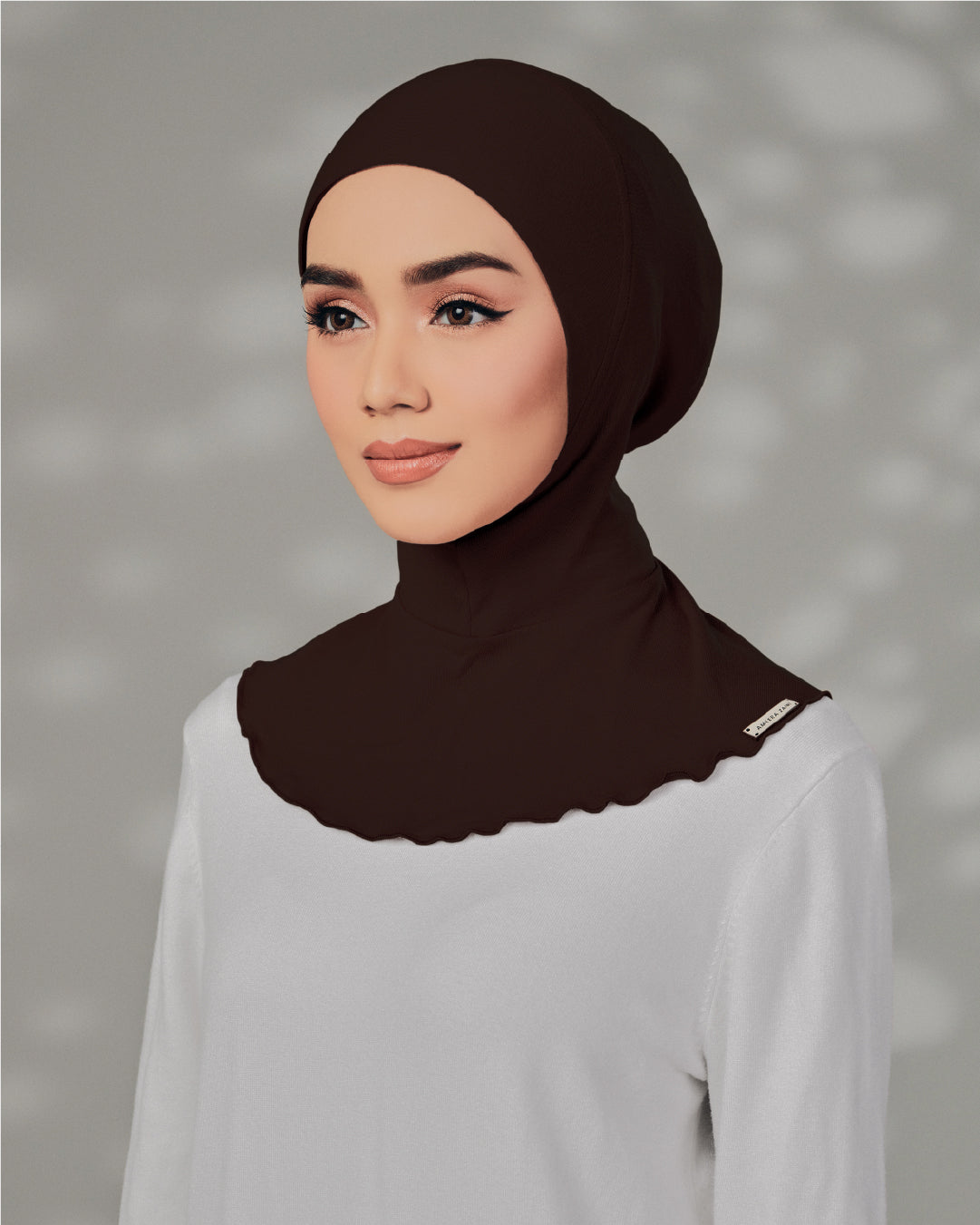 AZ FERRA NECK COVERED INNER RICH BROWN