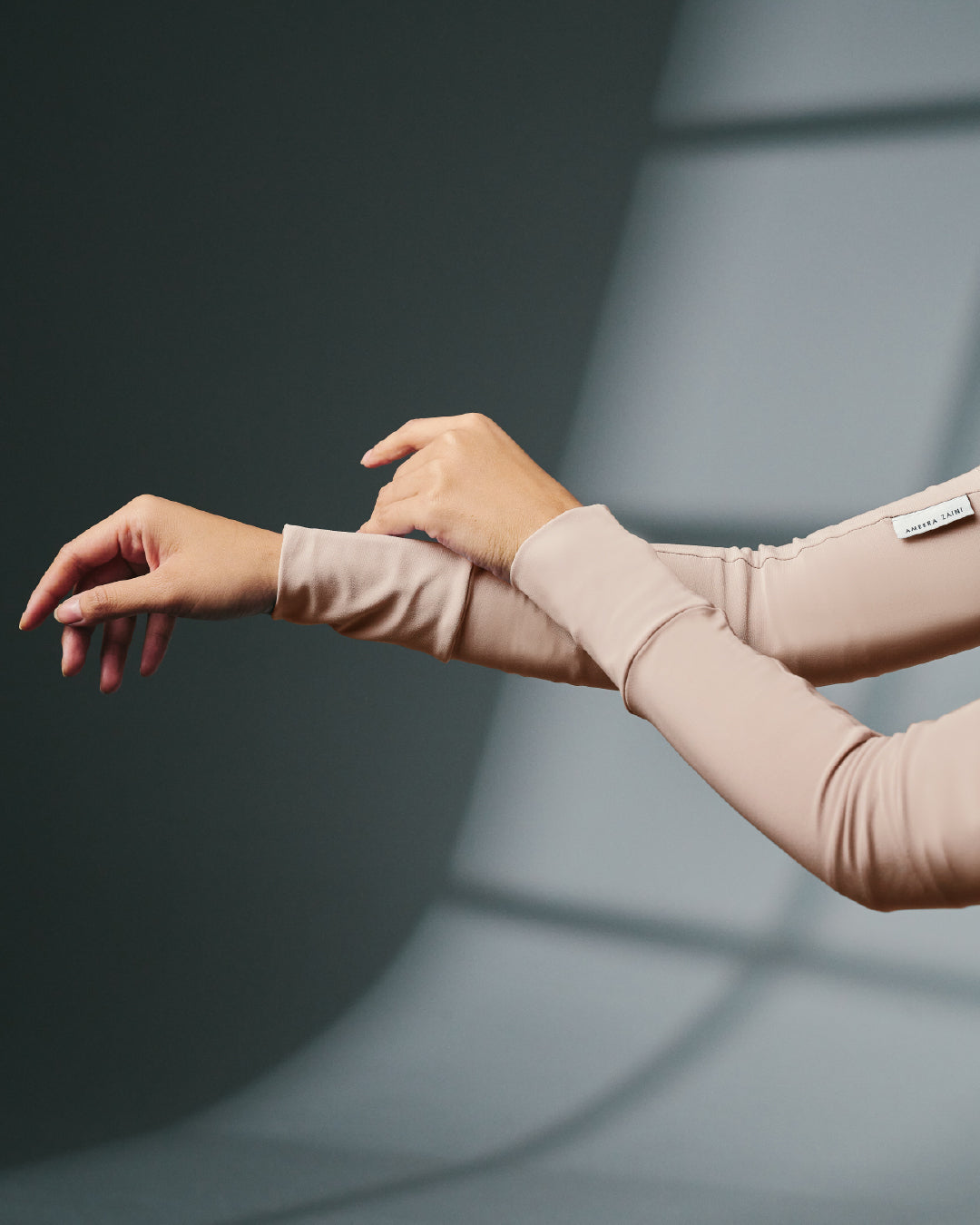 AZ NUR 2.0 HANDSLEEVES FLAMINGO PINK