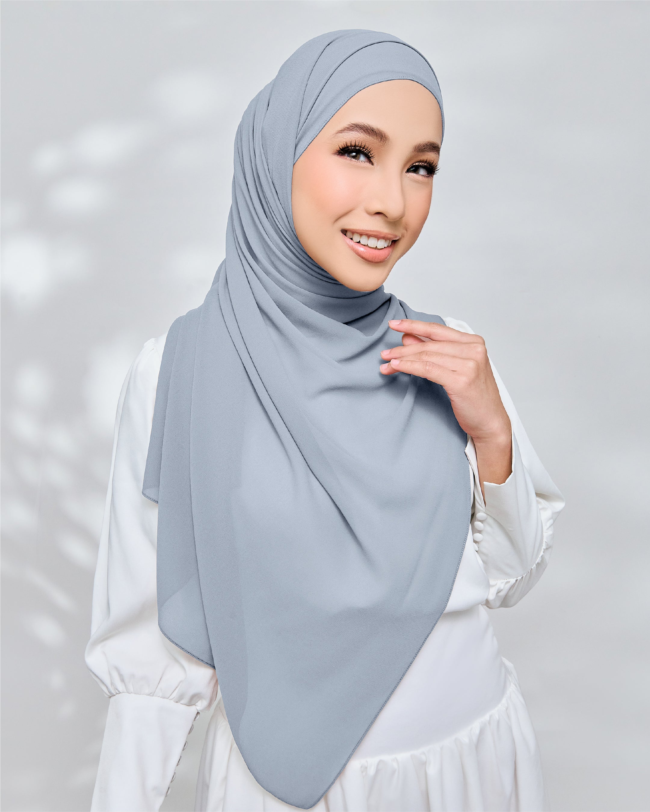 AZ IVY SHAWL NEW BABY BLUE