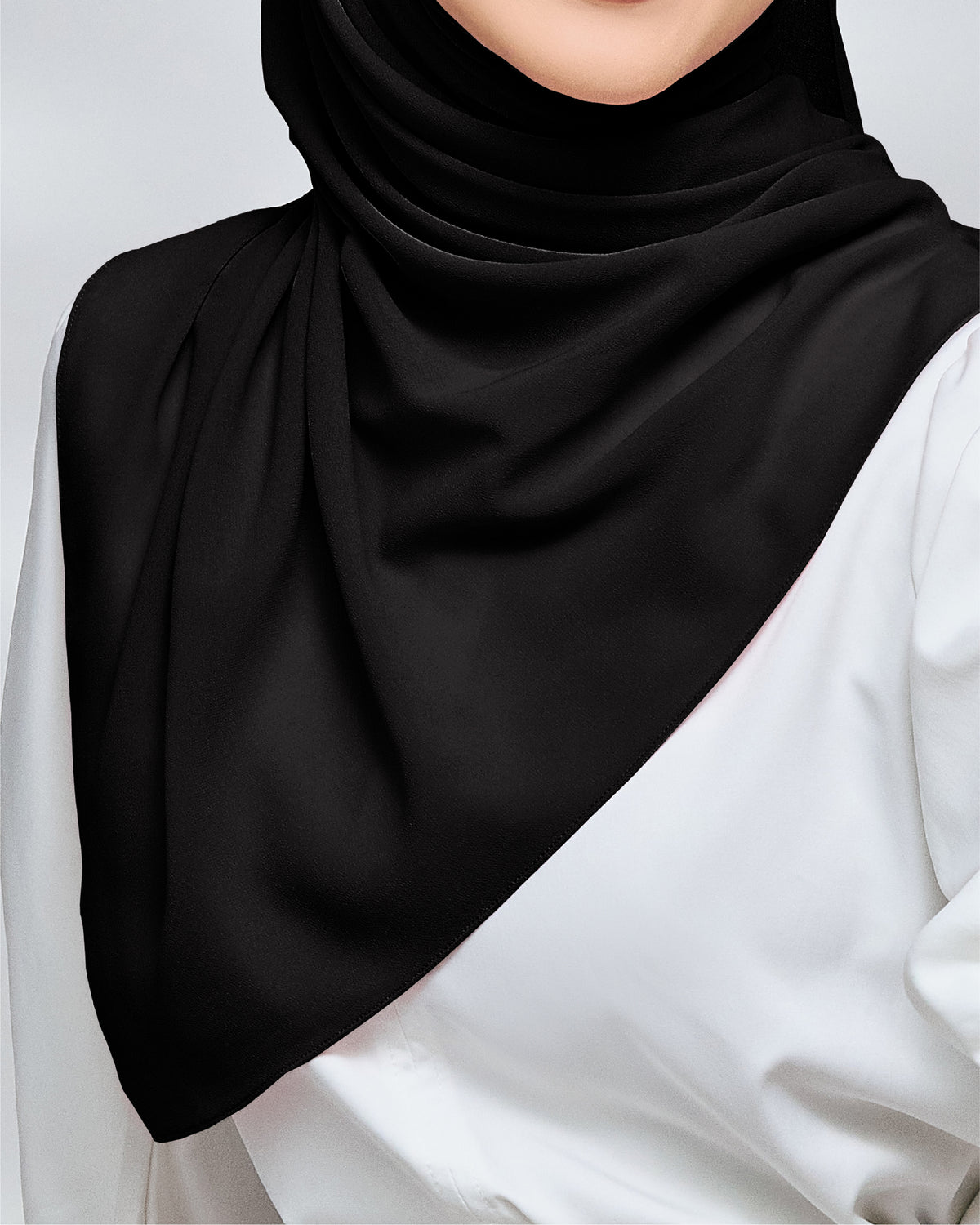 AZ IVY SQUARE NEW BLACK