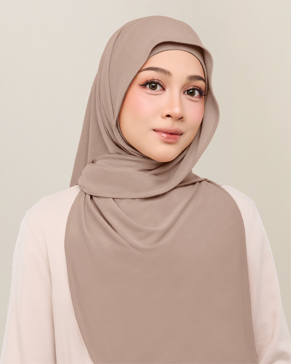 MAYA CASUAL INSTANT ALMOND