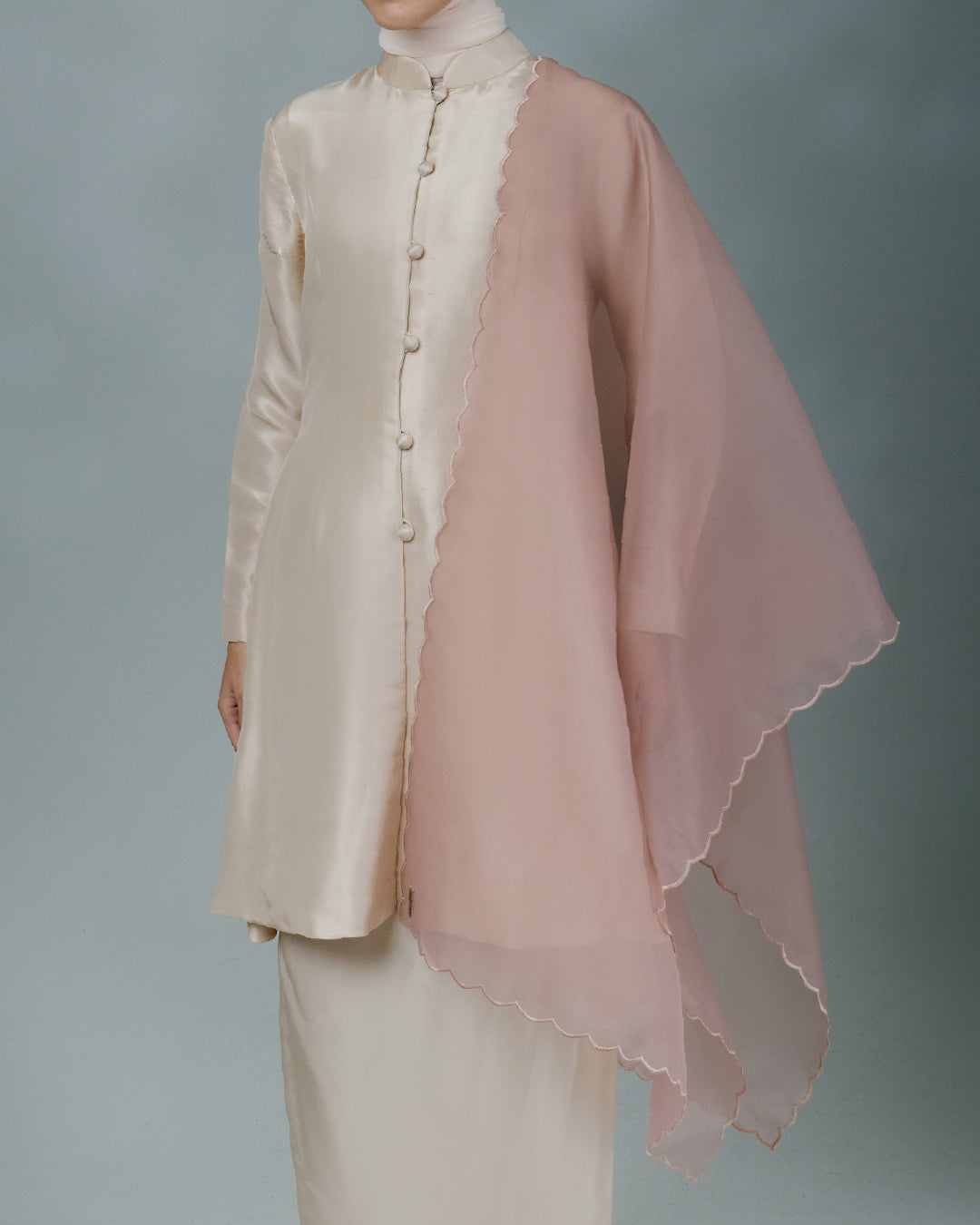 AZ MELATI ORGANZA SHAWL HAZELNUT