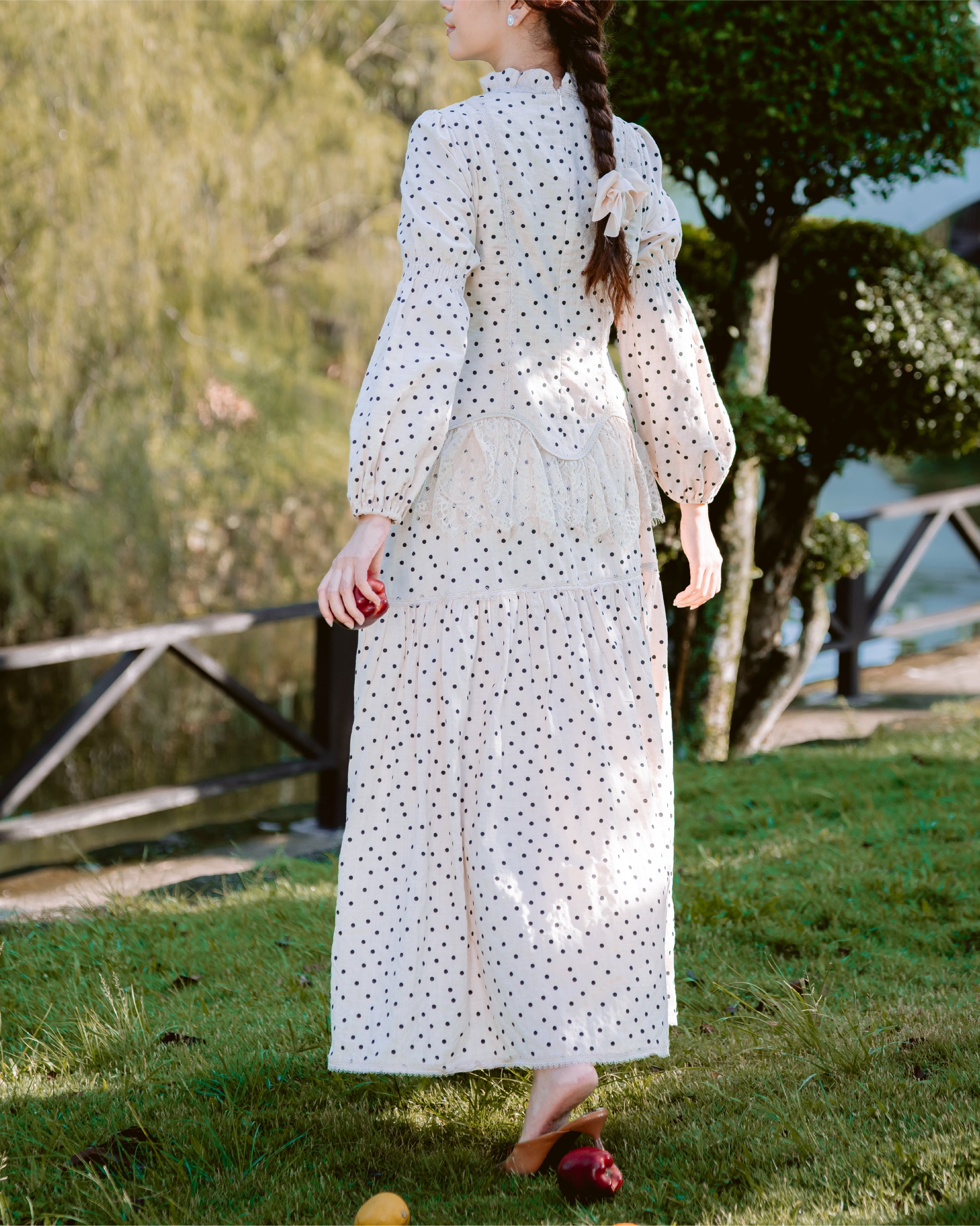 THE CHIC DOTS : CHIC SET - MOONLIT LACE
