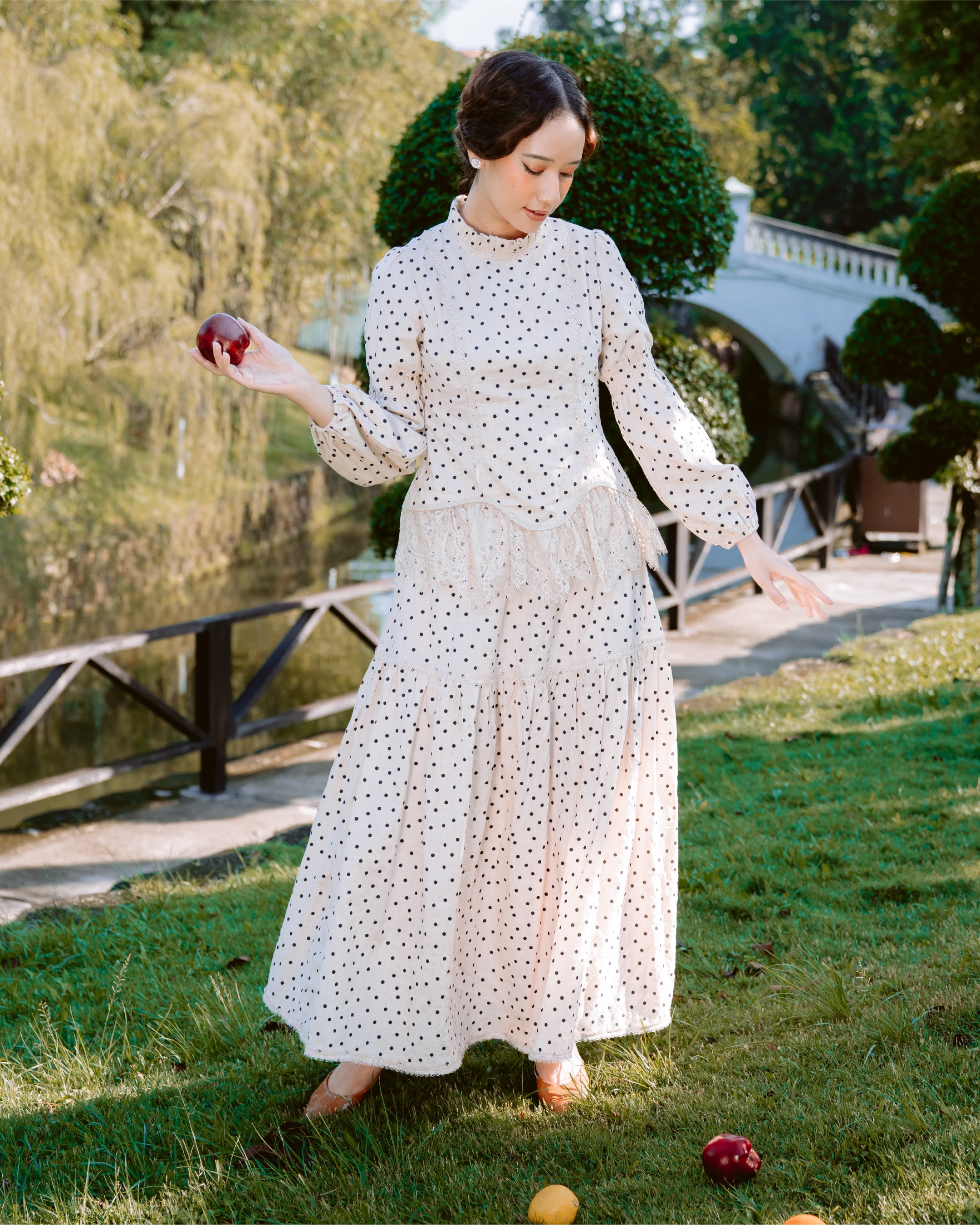 THE CHIC DOTS : CHIC SET - MOONLIT LACE
