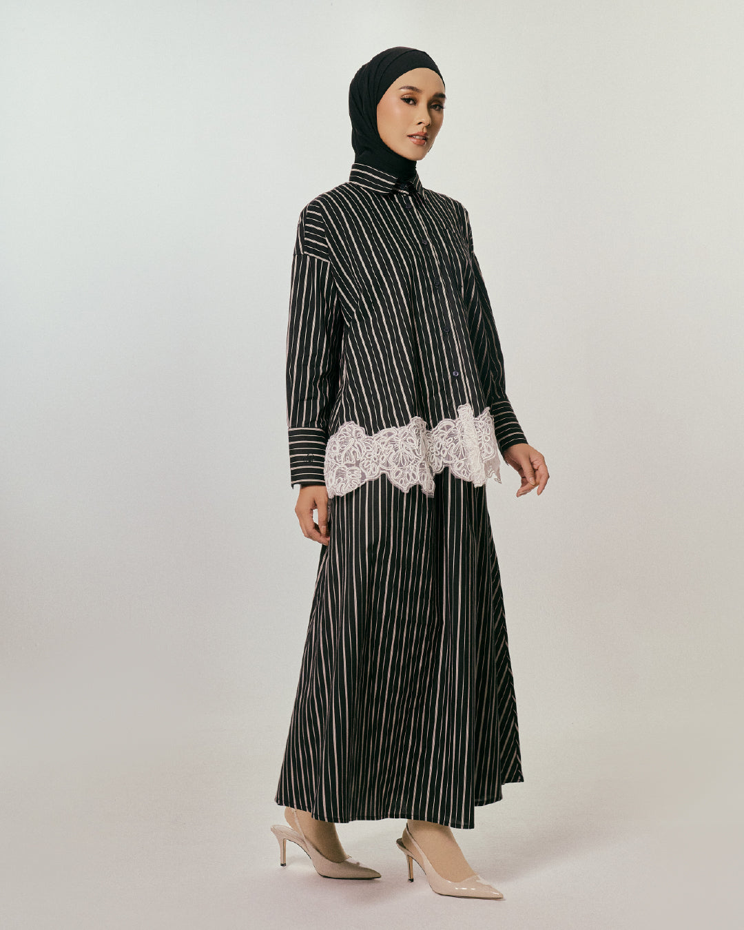 THE APRIL STRIPE SET CLASSIC BLACK