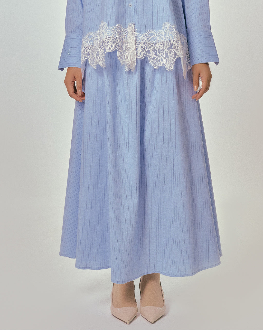THE APRIL STRIPE SET WHISPER BLUE