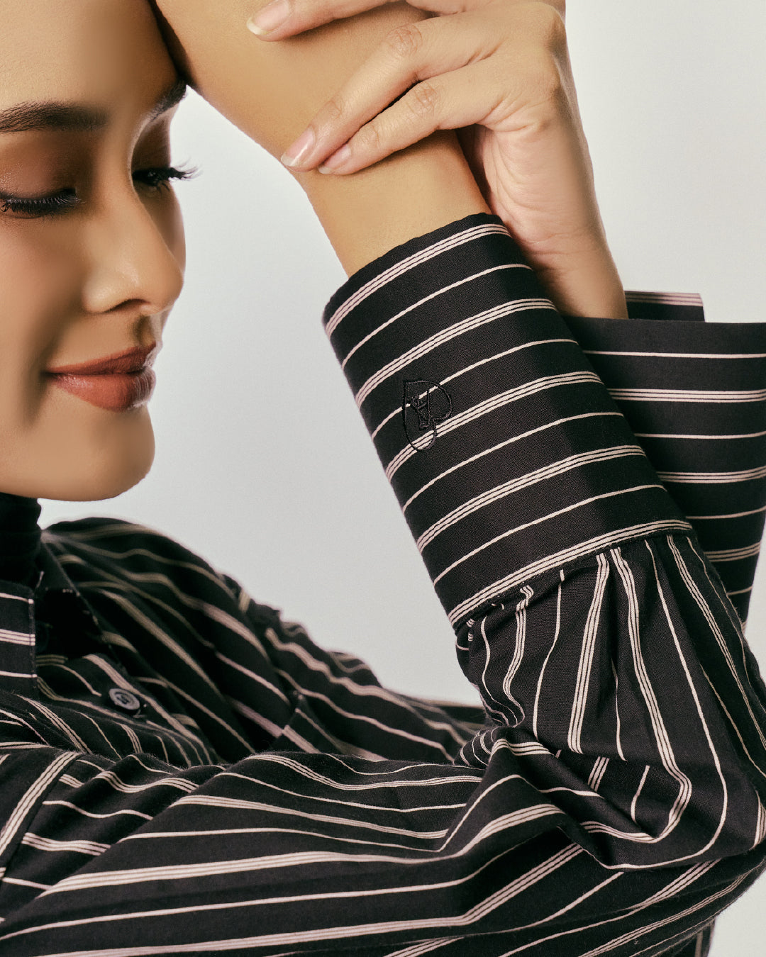 THE APRIL STRIPE SET CLASSIC BLACK