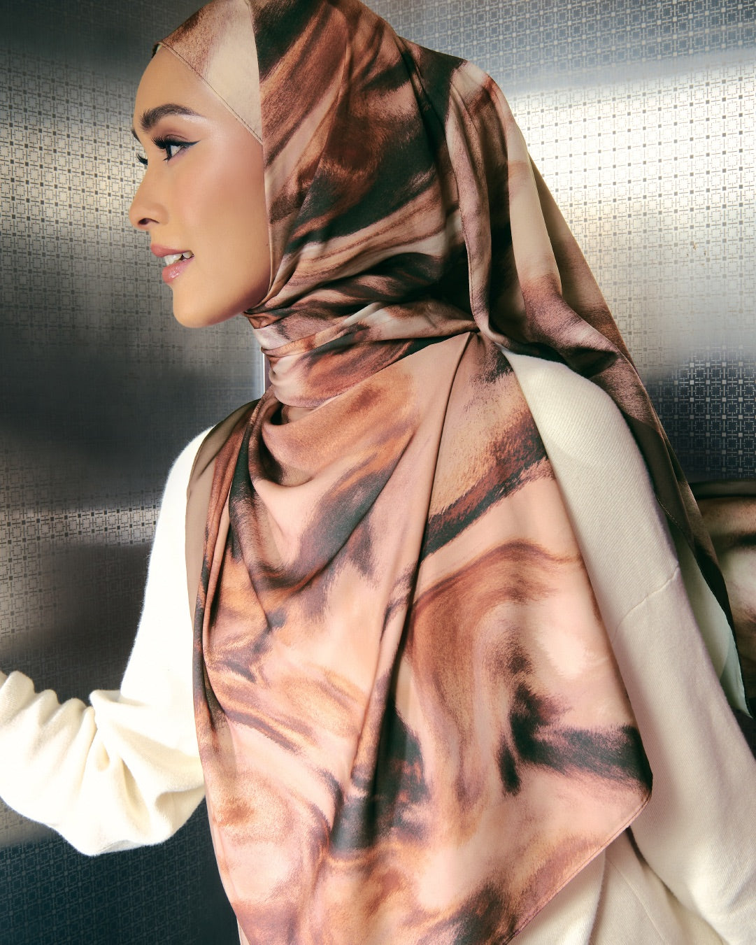 AZ AURELIA SHAWL CALLISTO