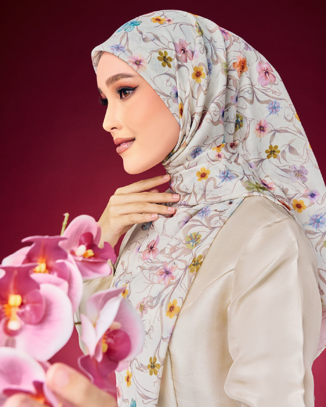 AZ HANNAH CALLA CREAM