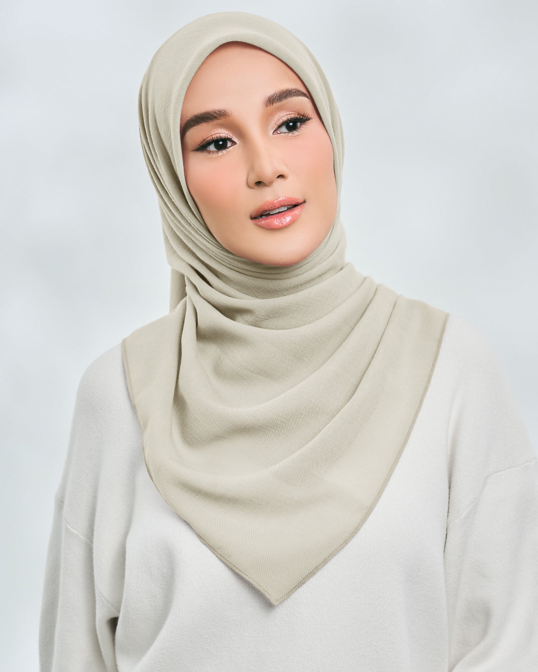 AZ NEUF SQUARE BEIGE