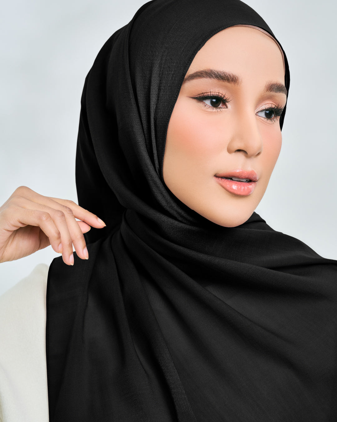 AZ NEUF SHAWL BLACK