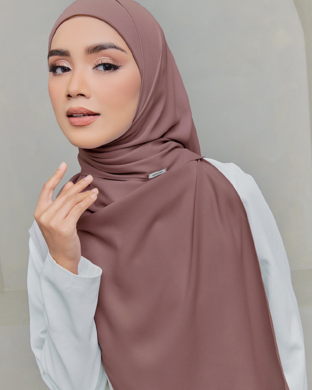 AZ DEJA INSTANT DUSTY MAUVE