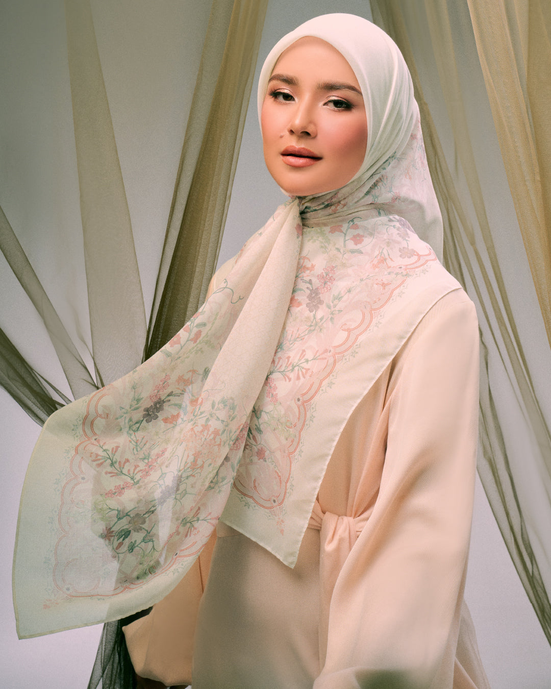 AZ JULIA SAND CASTLE