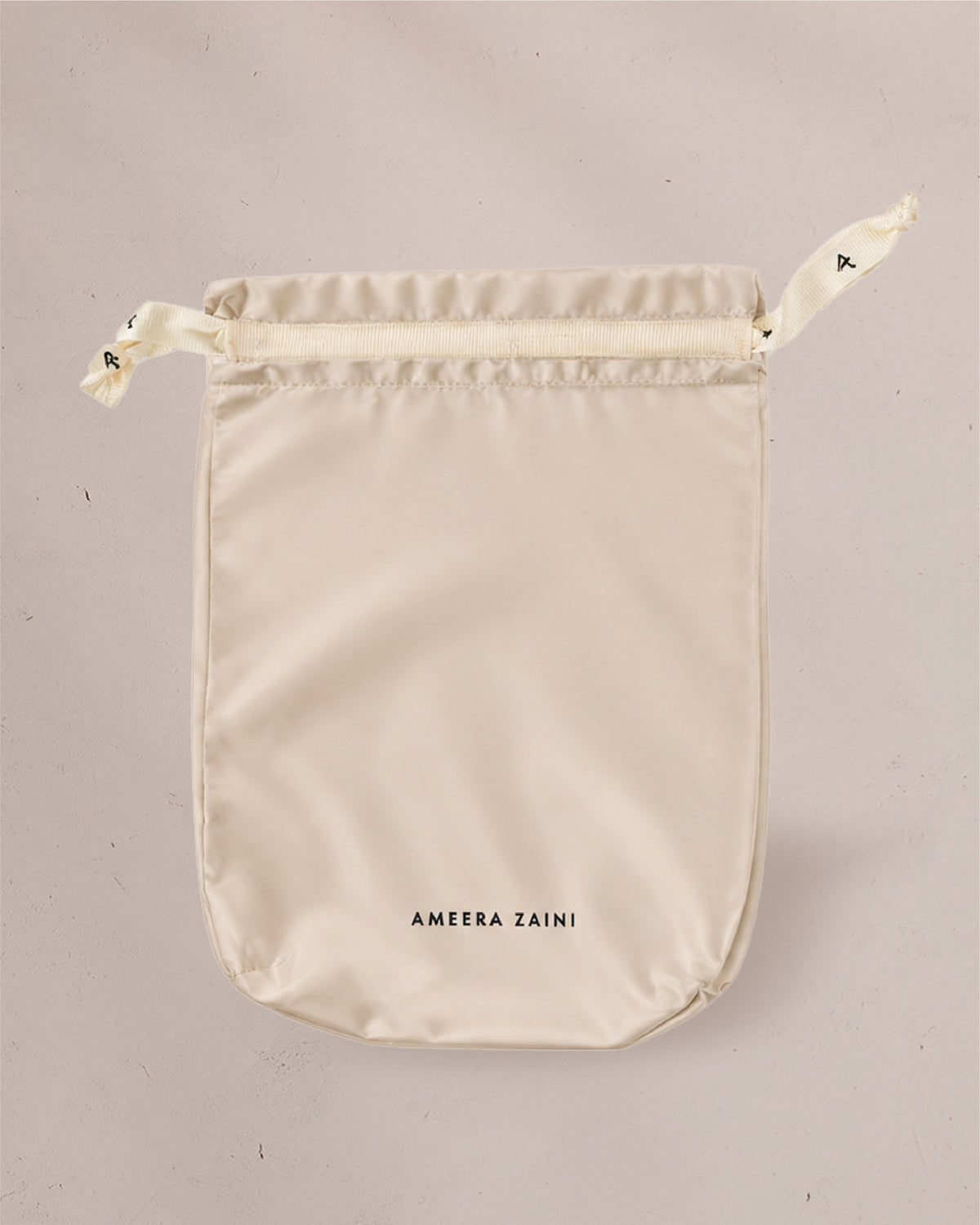 1 AZ POUCH - SILVER