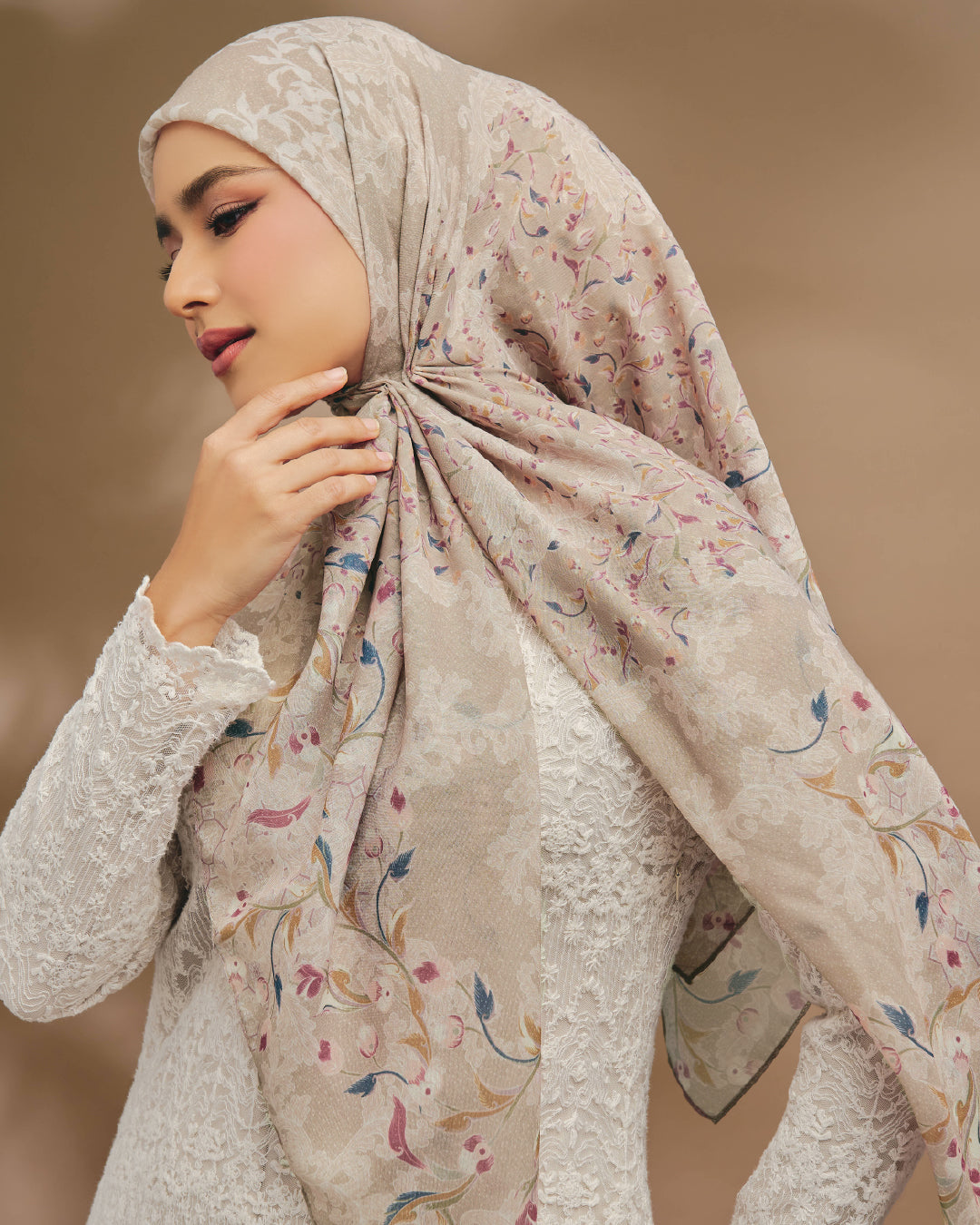 AZ CAMELLIA MOSSY MOTH