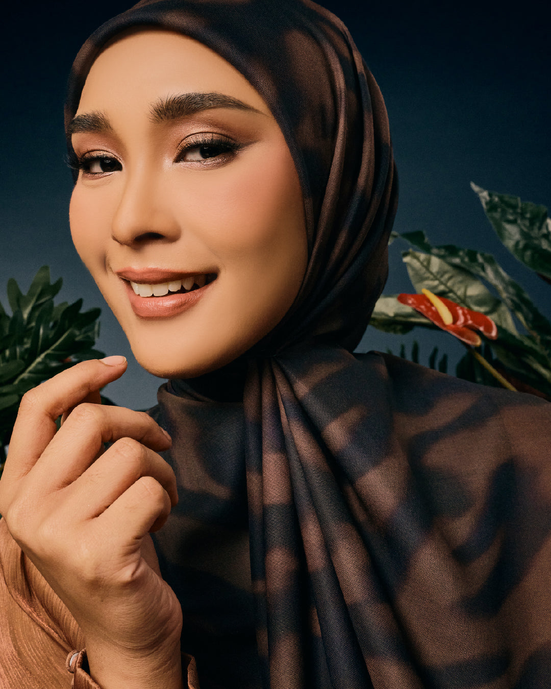 AZ FAUNE CRYPTIC WOOD SQ