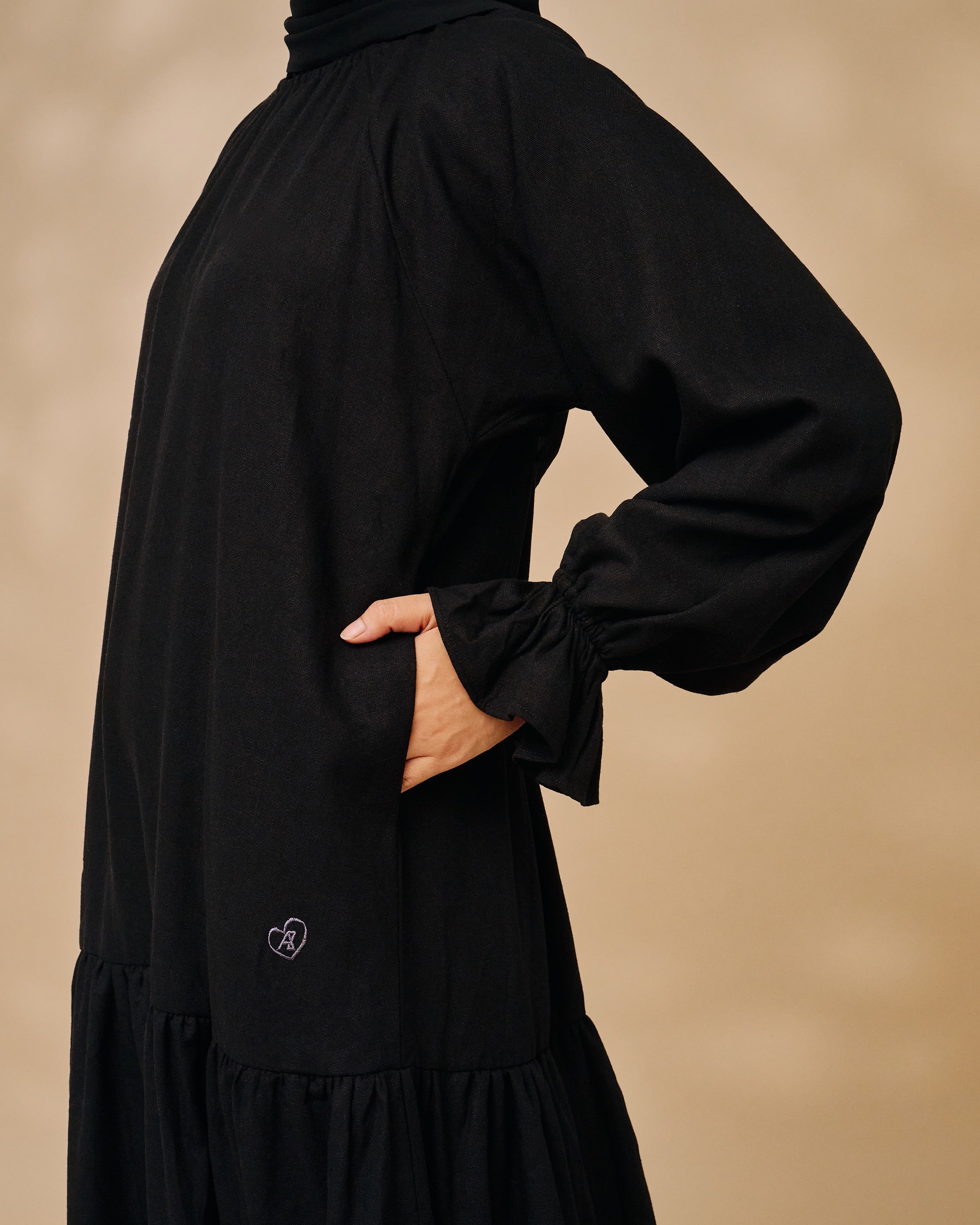 AZ GRACE DRESS EBONY