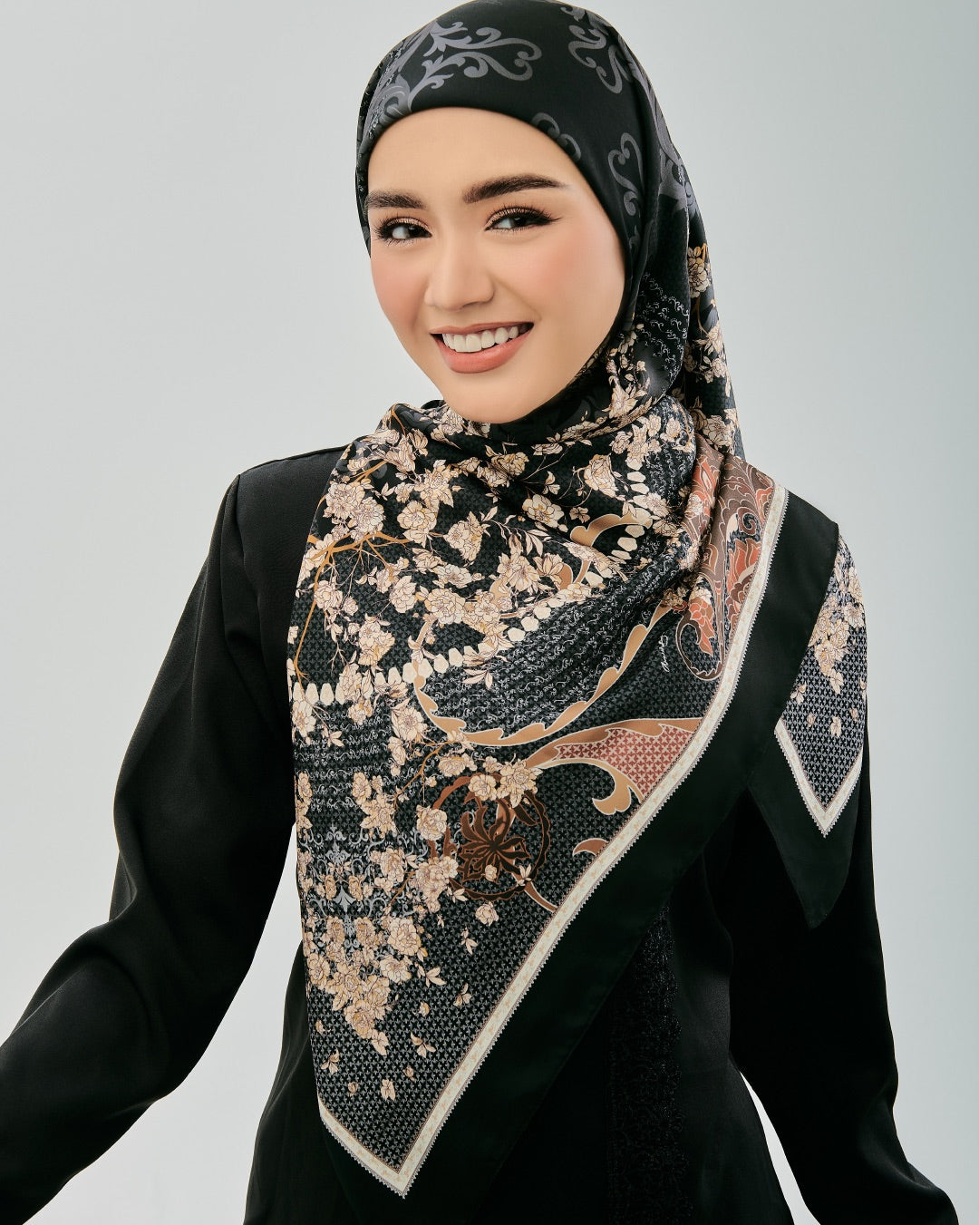 AZ TARI KENANGA