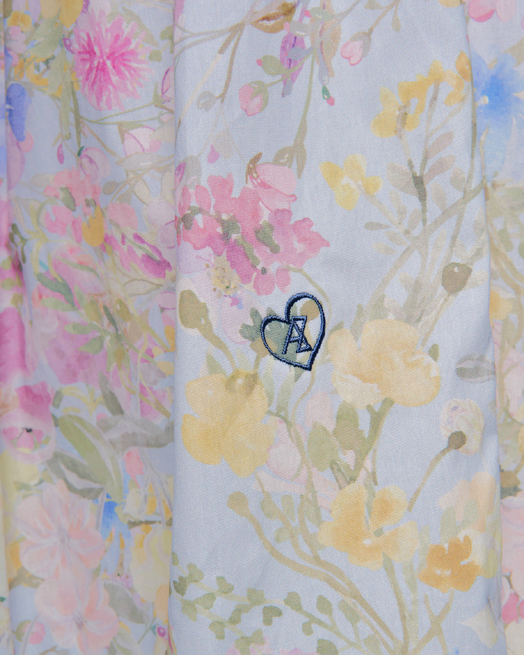 WANDERBLOOM SKIRT BOUQUET