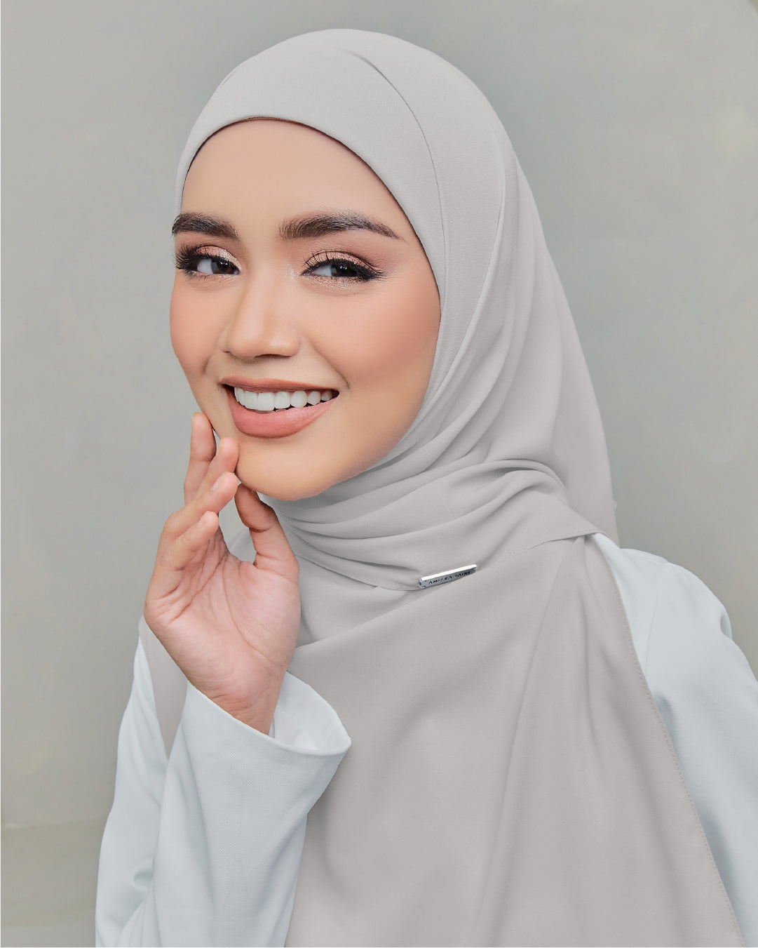 AZ DEJA INSTANT LIGHT NUDE