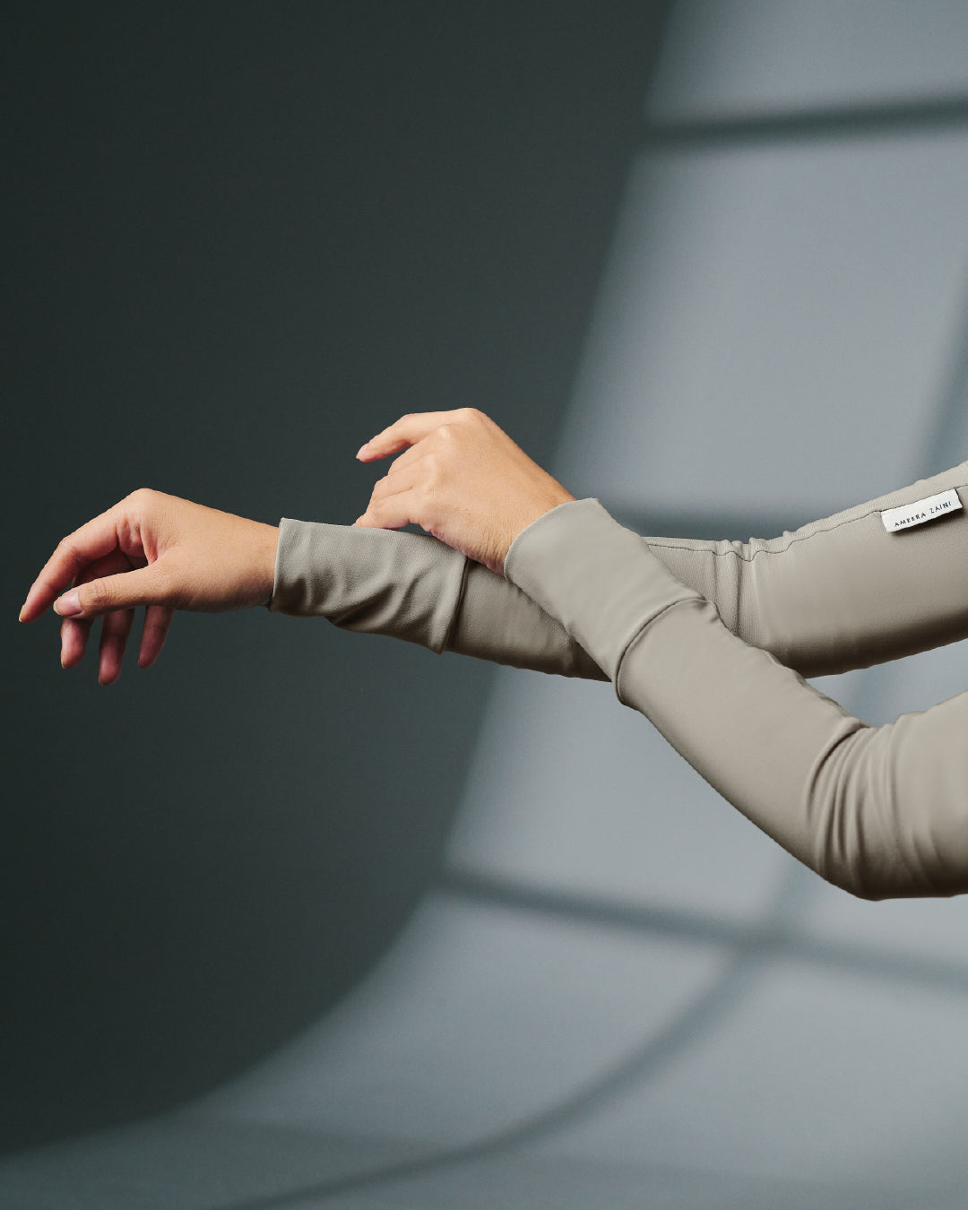 AZ NUR 2.0 HANDSLEEVES FOSSIL