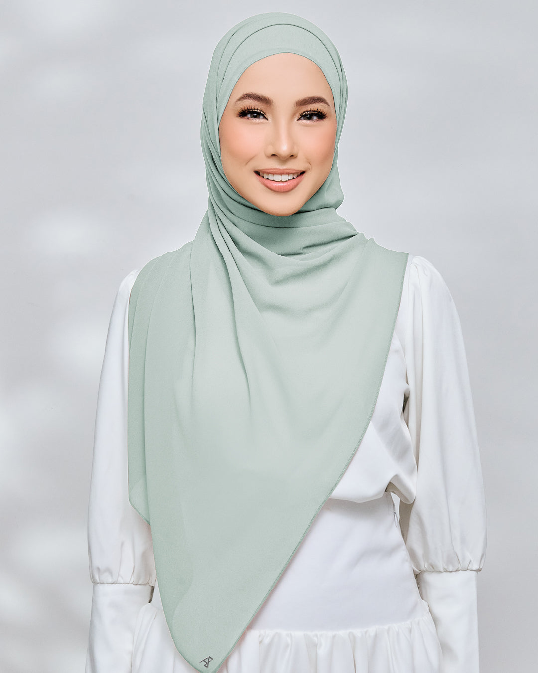 AZ IVY SHAWL DUSTY SAGE