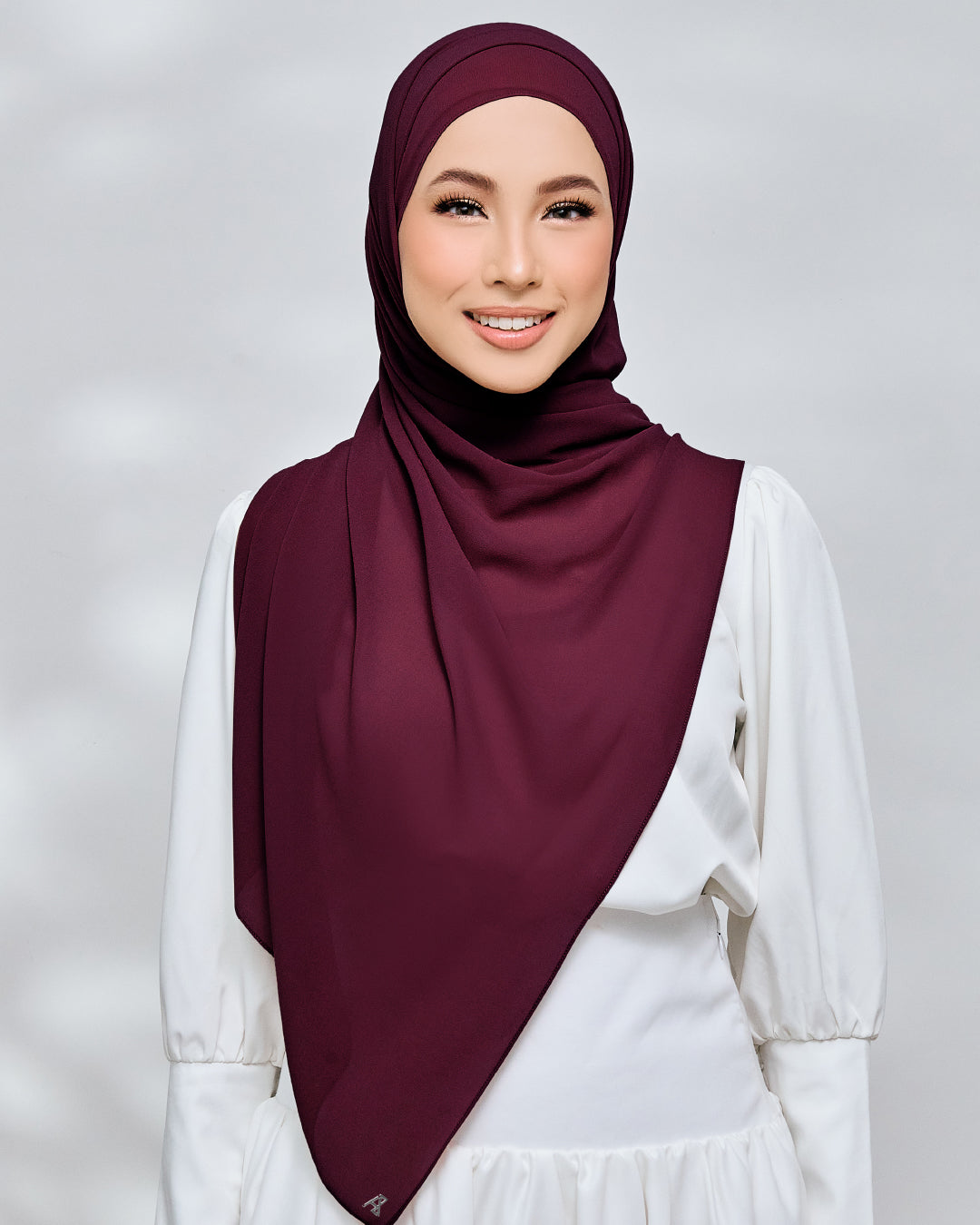 AZ IVY SHAWL SCARLET ROSE