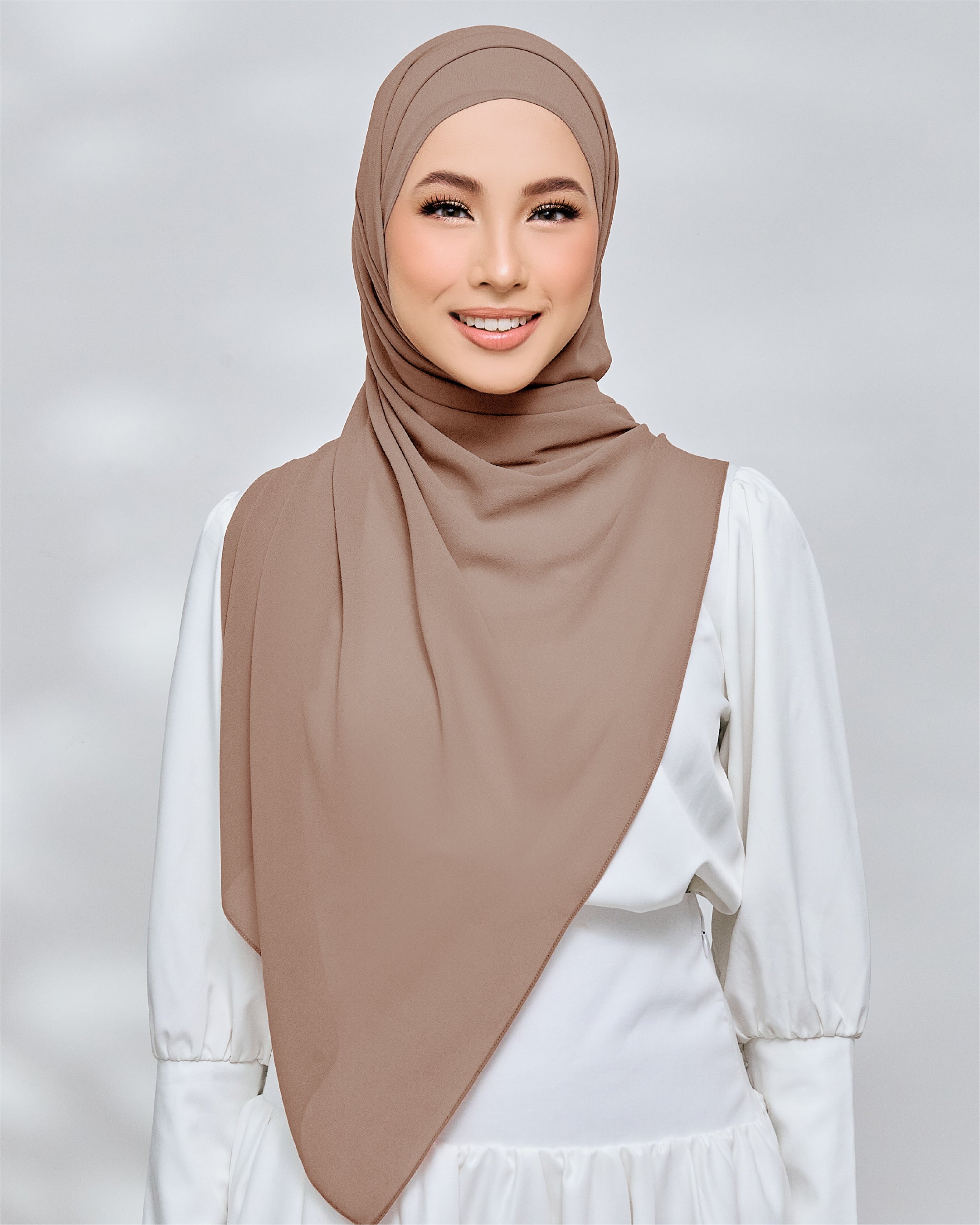 AZ IVY SHAWL NEW NOUGAT