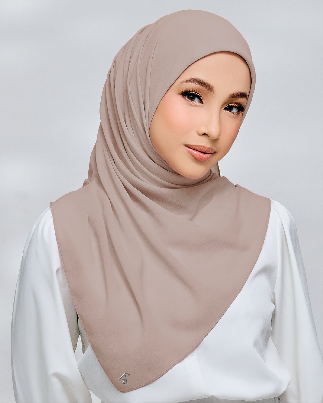 AZ IVY SQUARE 3.0 SAND TAN