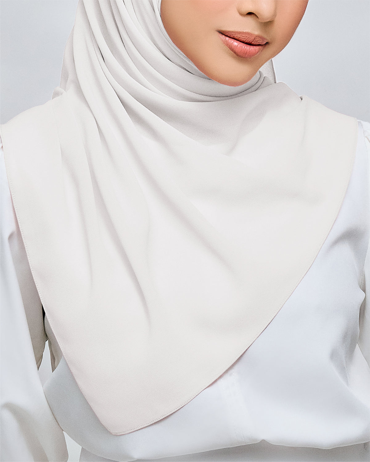 AZ IVY SQUARE NEW PURE WHITE