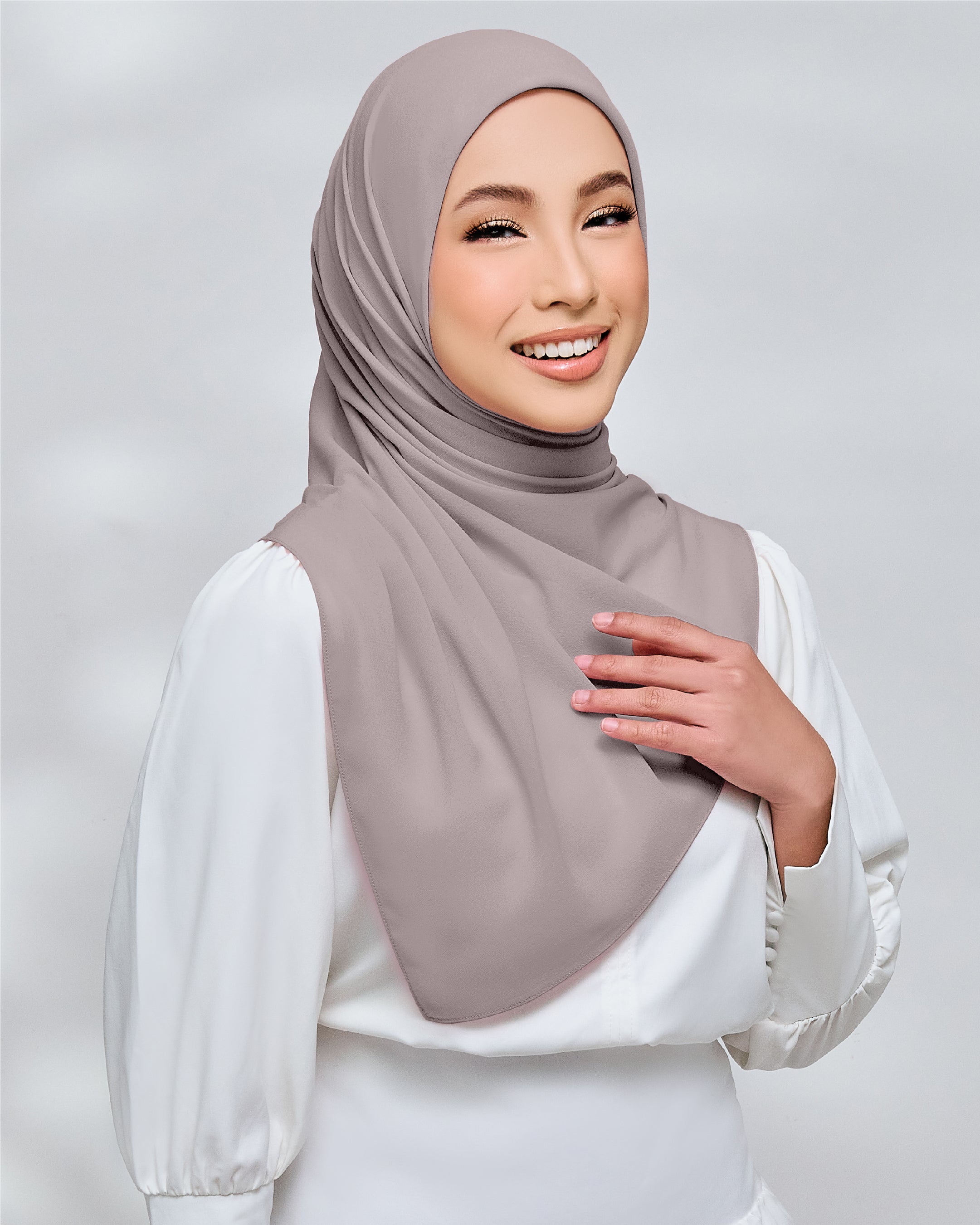 AZ IVY SQUARE NEW WARM TAUPE