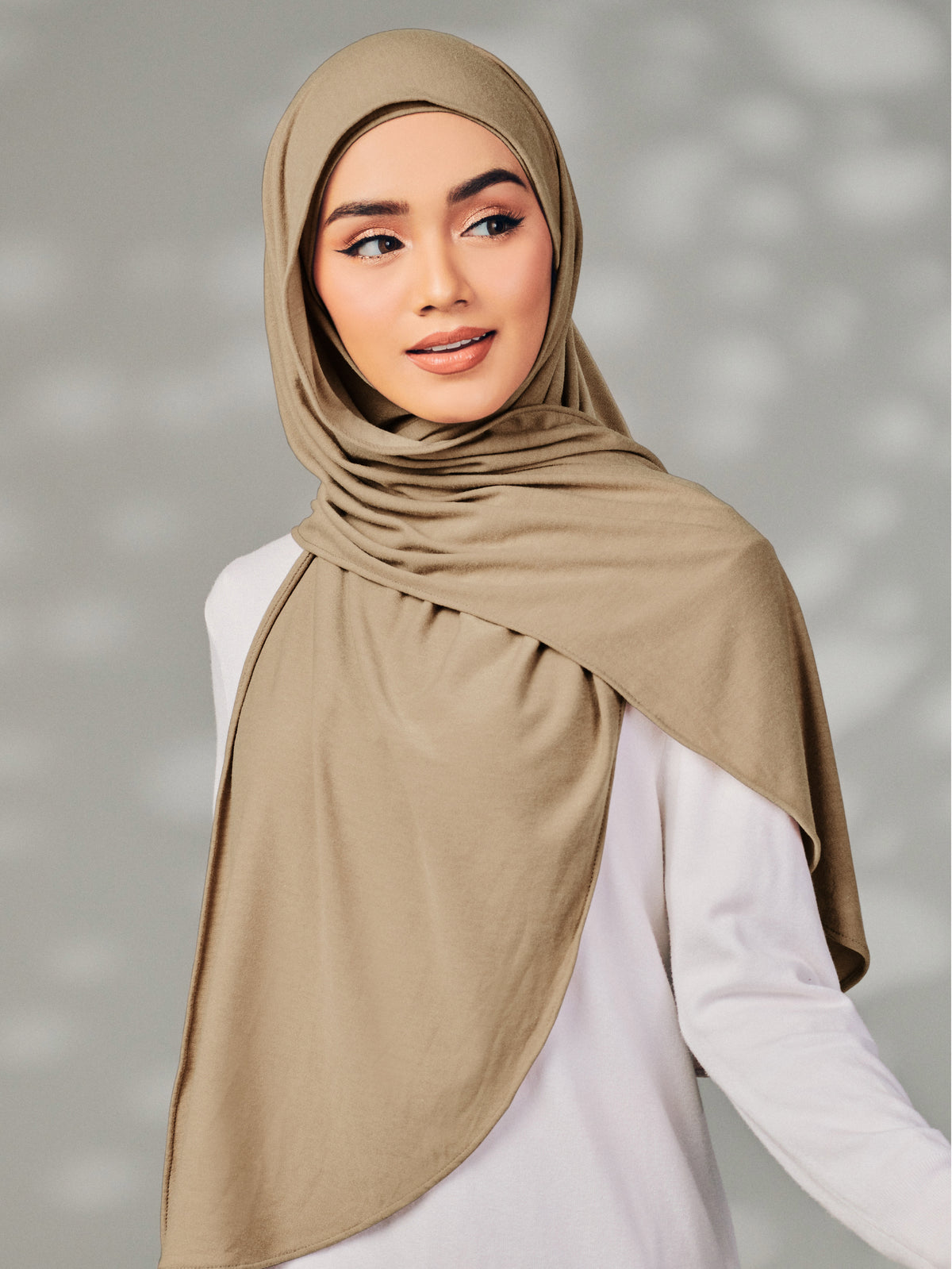 AZ MAYA CASUAL INSTANT HAZELNUT