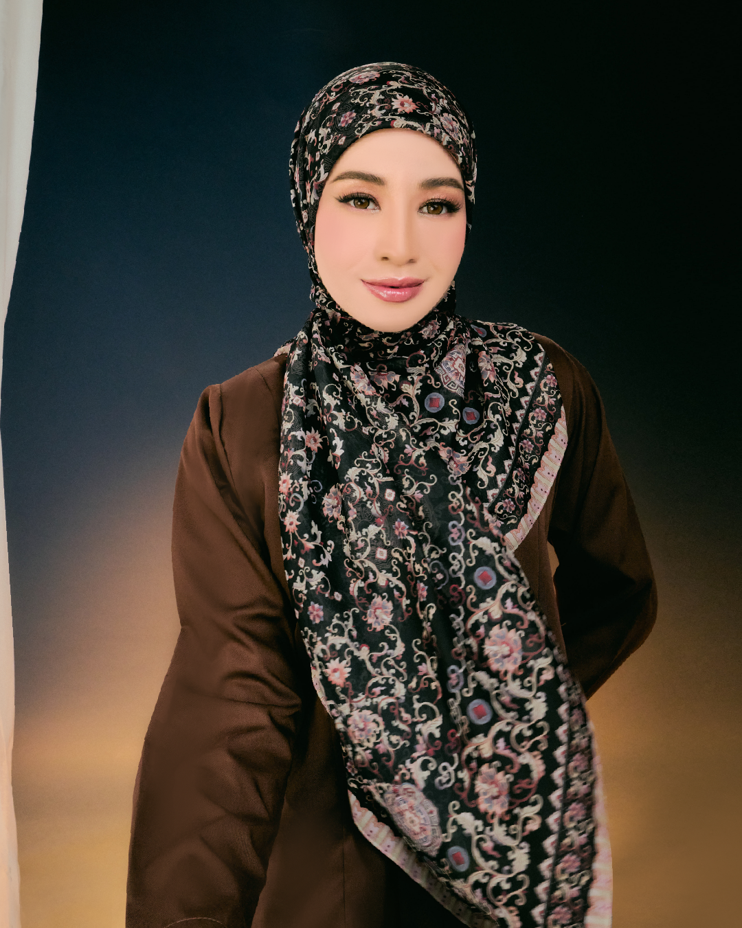 AZ QAIRA COBLAT IRIS