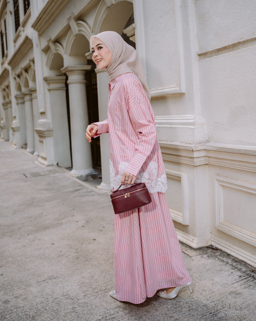 THE APRIL STRIPE SET CLASSIC PINK