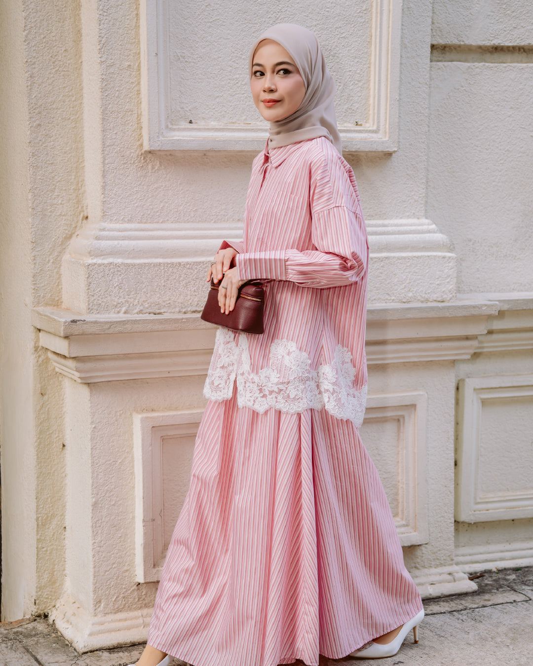 THE APRIL STRIPE SET CLASSIC PINK