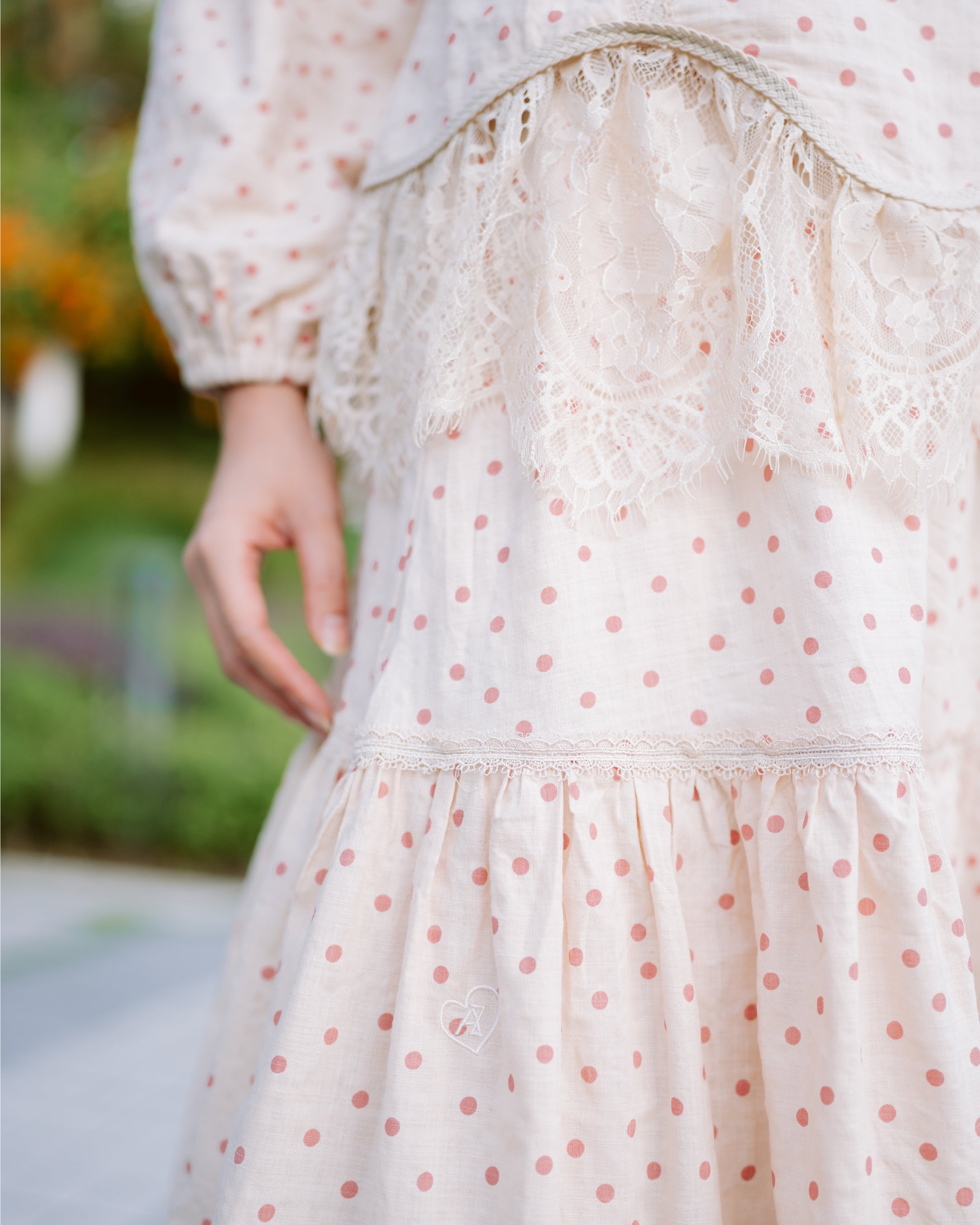 THE CHIC DOTS : CHIC SET - BLUSHBERRY LACE
