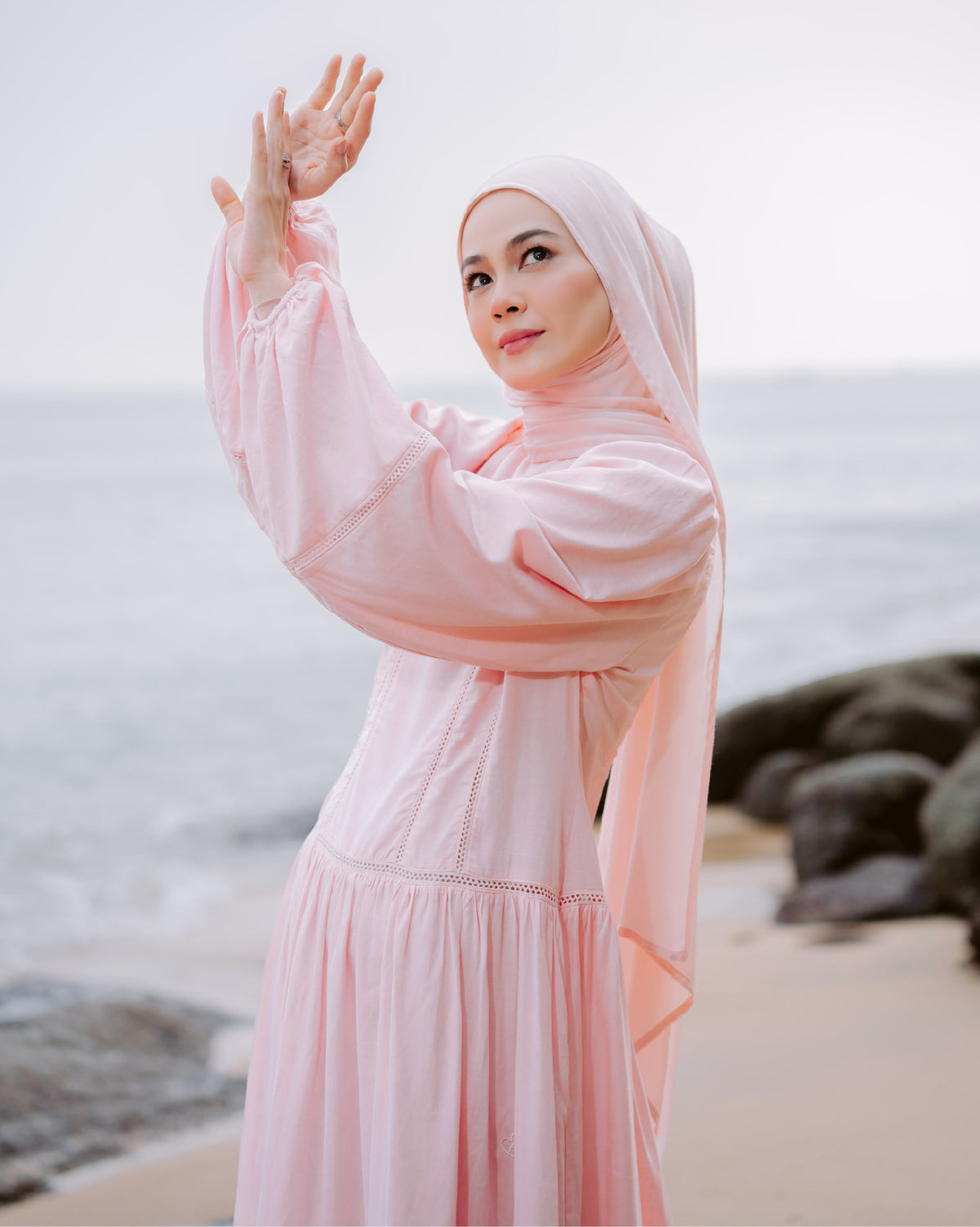 SURI DRESS BLUSH
