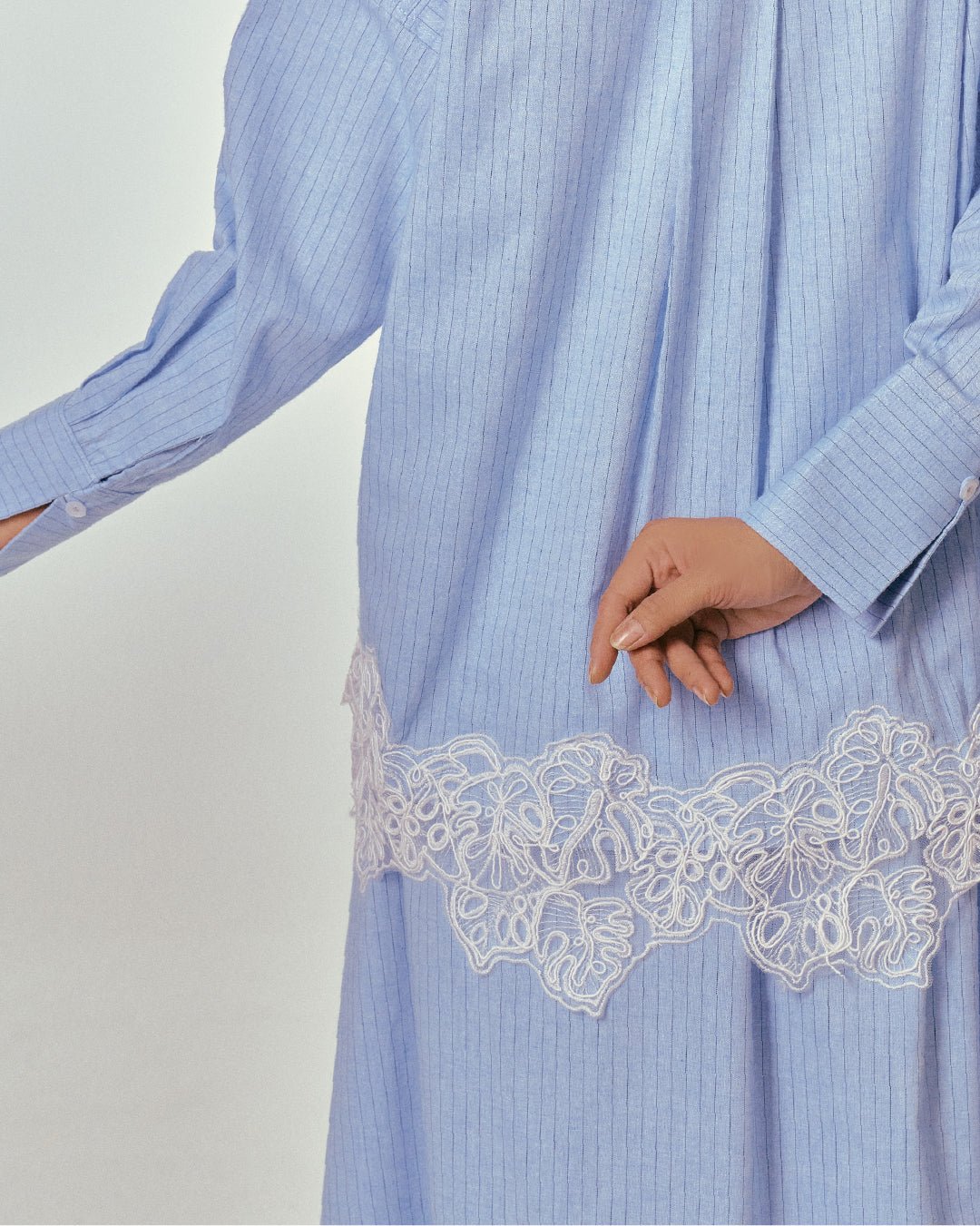THE APRIL STRIPE SET WHISPER BLUE