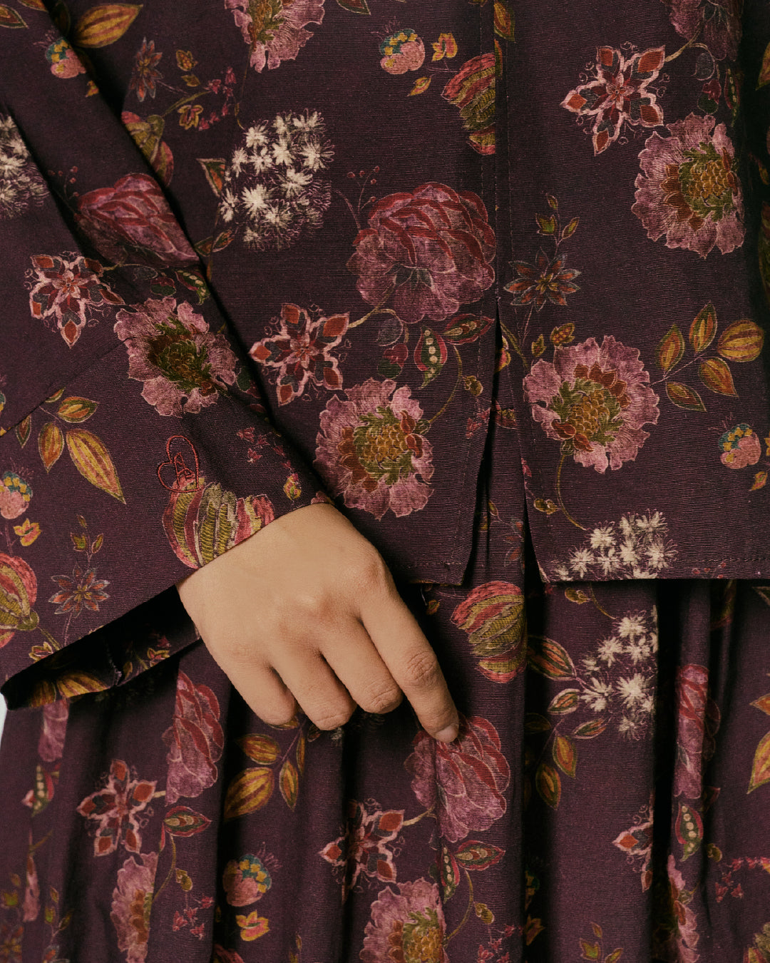 THE MAY FLEUR SET MAHOGANY