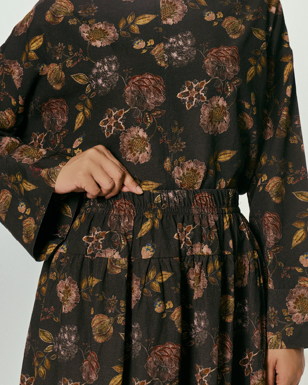 THE MAY FLEUR SET ASH
