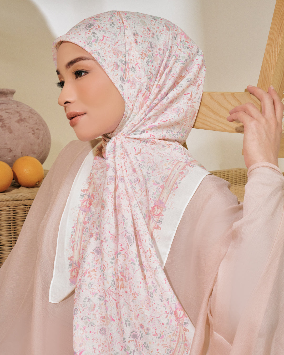 AZ JULITA DAISY DOVE