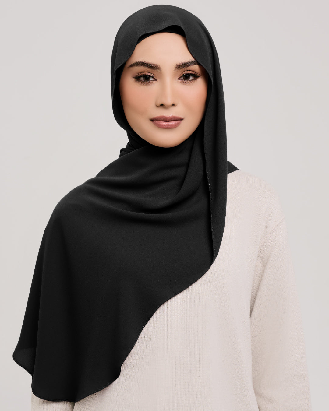 MAYA LITE INSTANT WITH COVERED NECK 2.0 BLACK