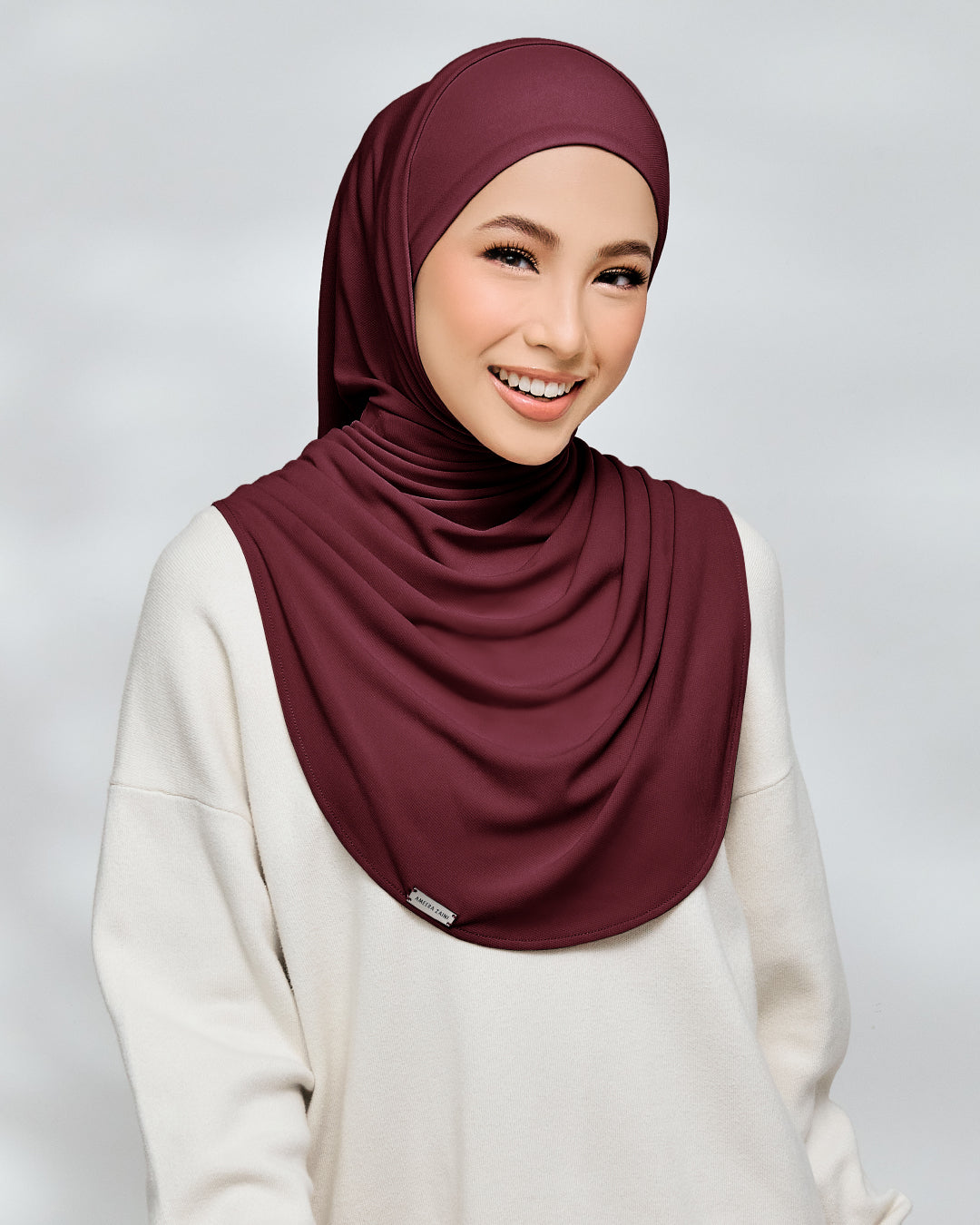 AZ KELLY TWIST INSTANT MAHOGANY