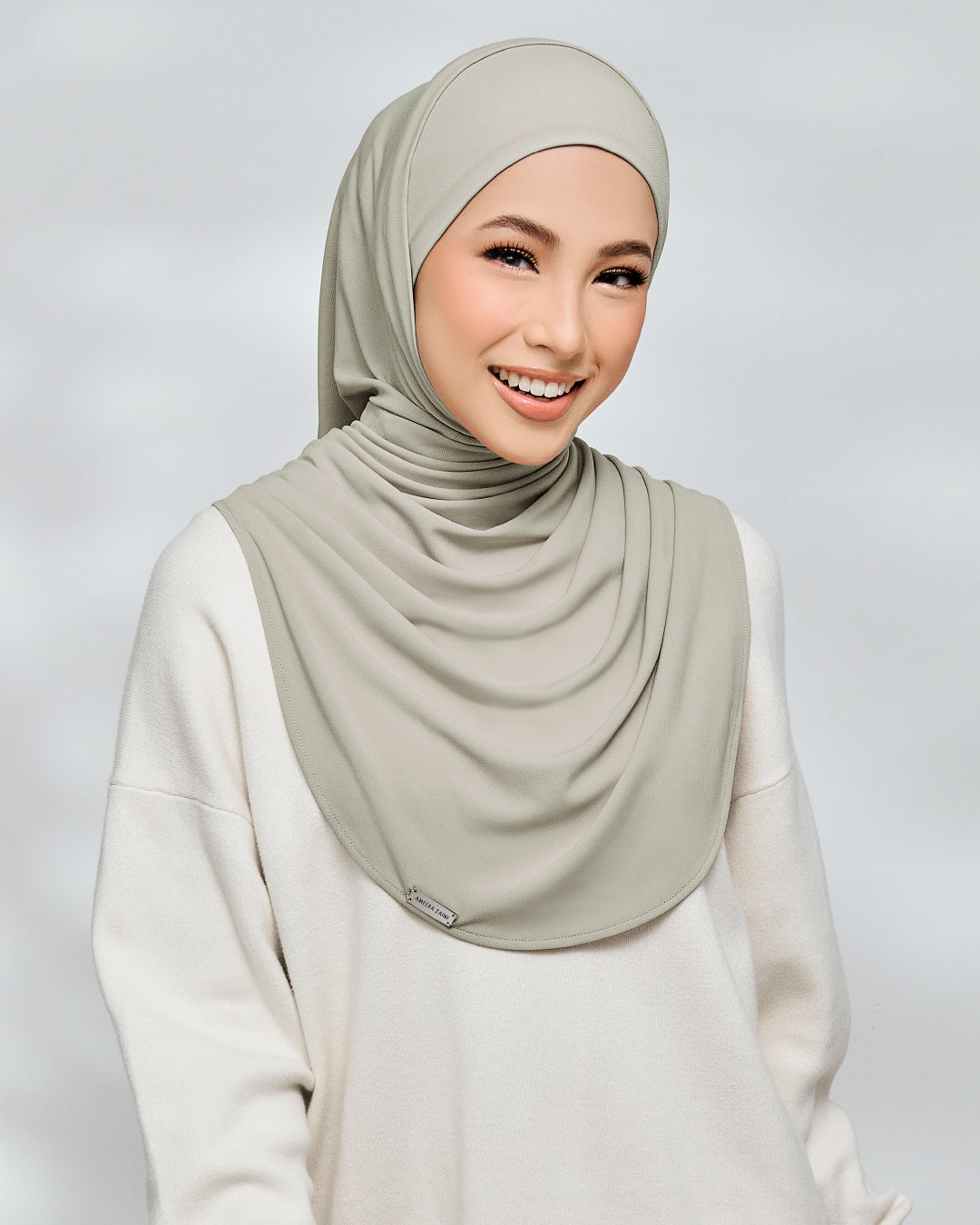 AZ KELLY TWIST INSTANT SILVER BIRCH