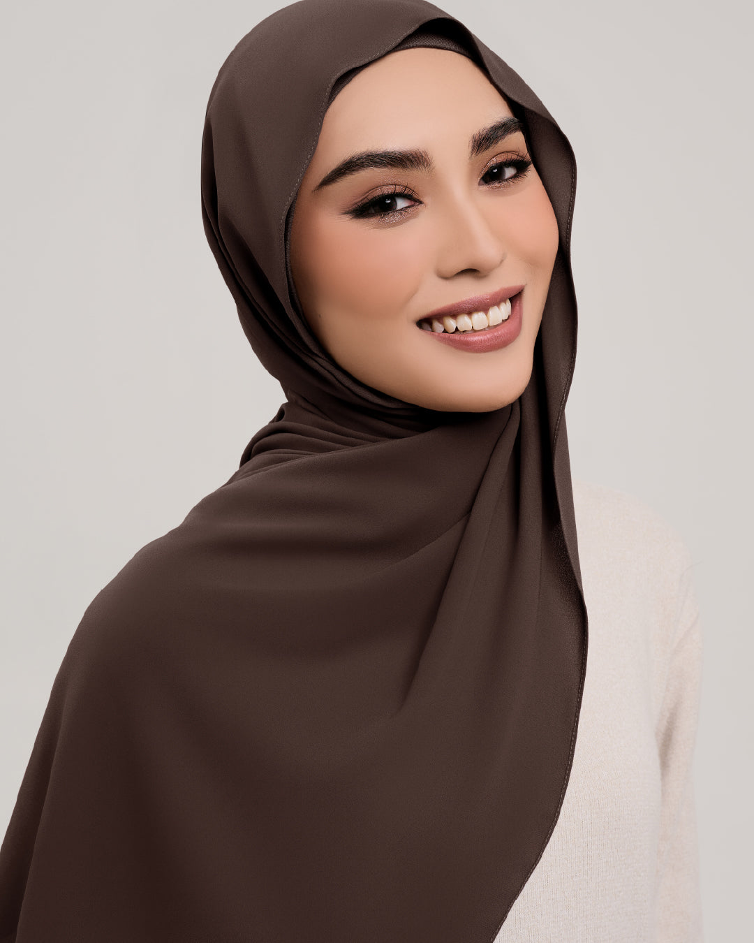 MAYA LITE INSTANT WITH COVERED NECK 2.0 RICH BROWN